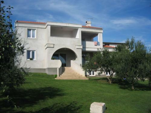 Apartments Bruna - 300m From Beach