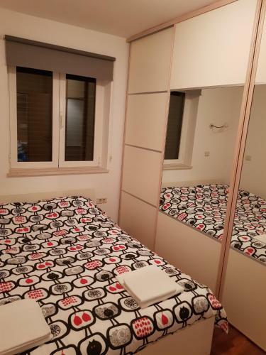 Sunny Apartment 150 M From The Sea