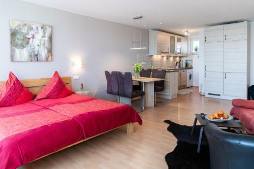 Apartment "k�hler" Mit Berg- Und Bodenseesicht