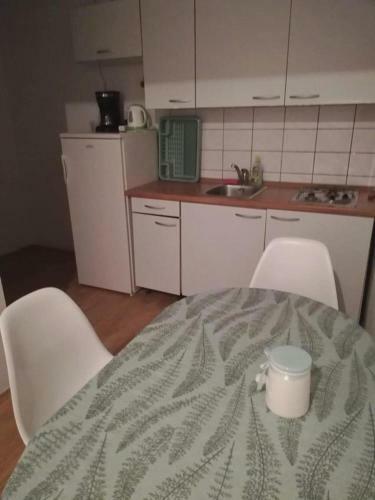 Seaside Apartments With A Swimming Pool Pag - 17752