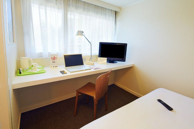 Hotel Campanile Bordeaux Est ~ Artigues