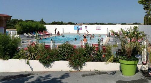 Camping Au Petit Port De L'houmeau