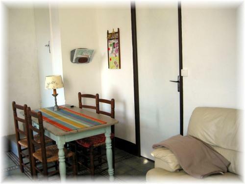 C�t� Cour, C�t� Jardin