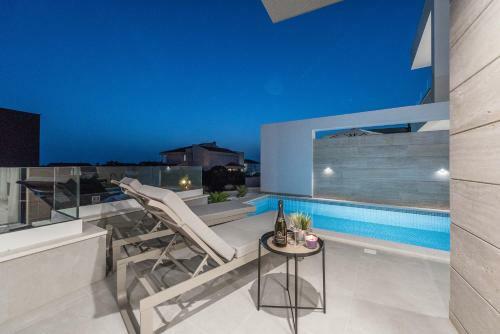 Villa Joy 2 Luxury Villa With Private Pool
