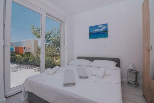 Fantasy View Villa