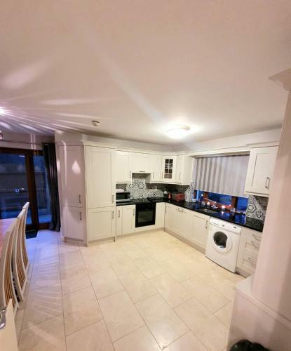 Westport Luxury Town House