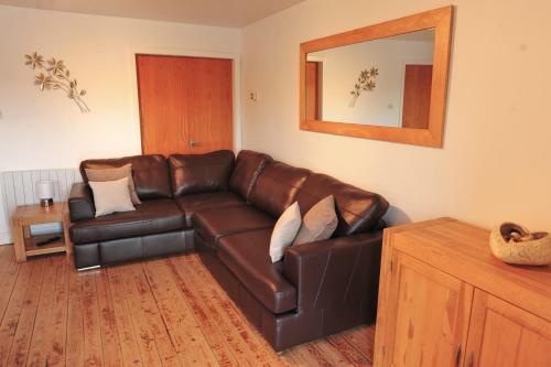 Apartment 12, Sea Wharf