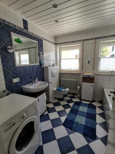 Apartamento Ferienwohnung Zum B�tst�n