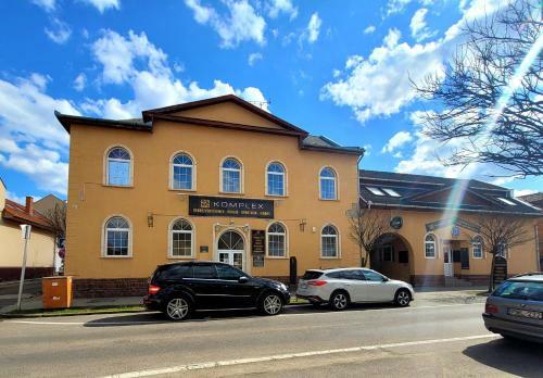 Bed & Breakfast Komplex -rendezv�nytermek-panzi�-apartman-irod�k-