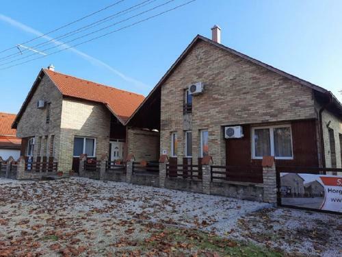 Apartamento Horg�sz-lak Vend�gh�z