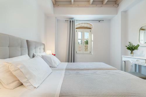 Fiscardo Luxury Stone Villa Alex ,with Sunset View!