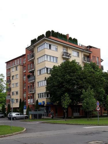V�r�smarty Apartman Miskolc - Belv�ros - Downtown
