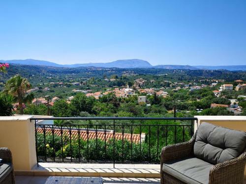 Villa Koumos - Crete Holidays With Pool And Views