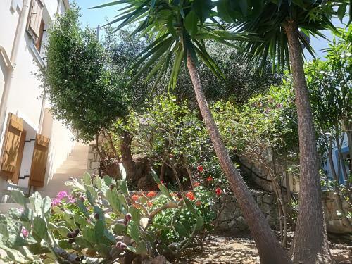 Villa Koumos - Crete Holidays With Pool And Views