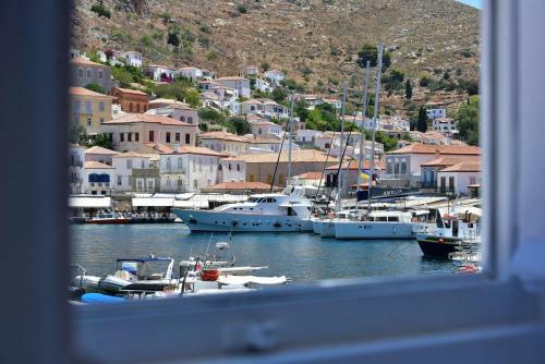 Villa Hydra Hospitality Port Apartment