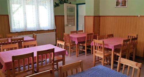 Albergue Musk�tli Vend�gh�z