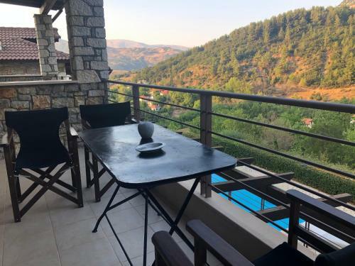 Luxurious Maisonette In The Countryside With A Pool