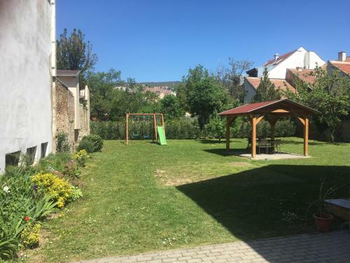 Apartment City Inn P�cs