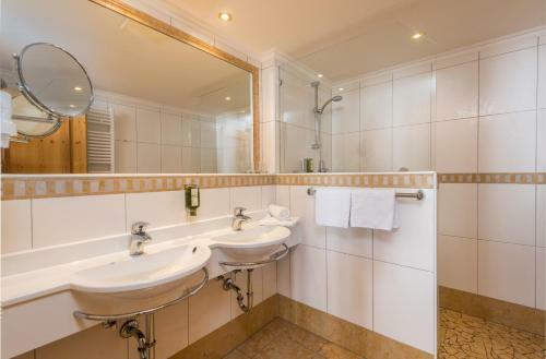 Aparthotel Hotel Almschl�ssl & Schrotteralm