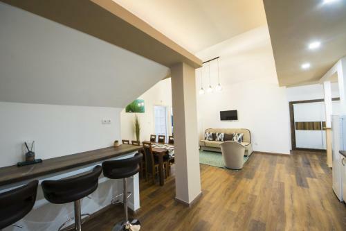 Bed & Breakfast Sungarden Vend�gh�z, �tterem, B�r