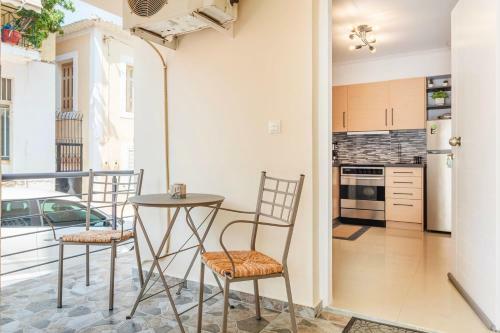 Kalamata Lime Studio - Urban Cozy Nest