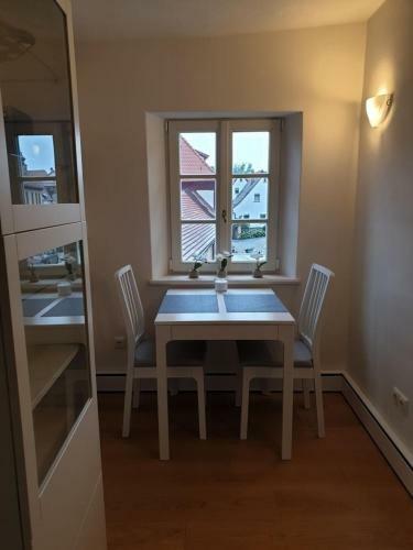 Apartamento Torhaus Rattelsdorf - Wohnung Lilie