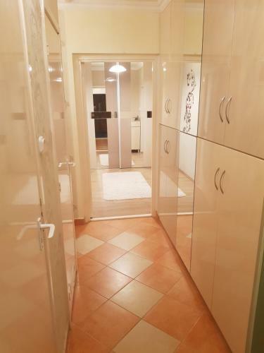 J�kai Apartman Szarvas