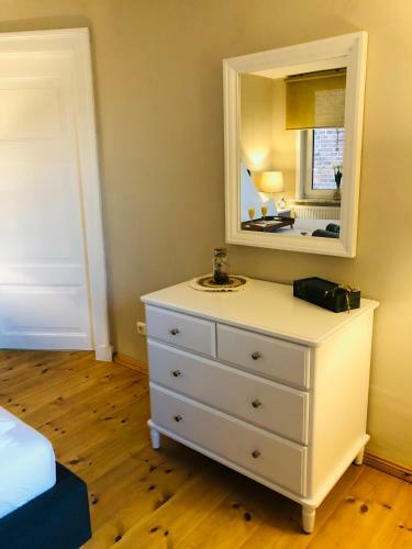 Apartamento Ferienwohnung C Im Ferienhaus Antika