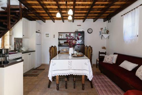 Casa Vasilia Traditional Home