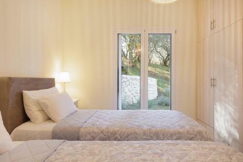 Villa Breeze & Villa Coco By Konnect, Avlaki Beach