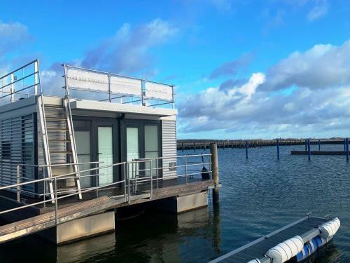 Houseboat Floating House "marie", Ribnitz-damgarten