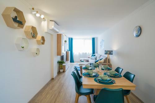 Mf Silverhome 402 Apartment