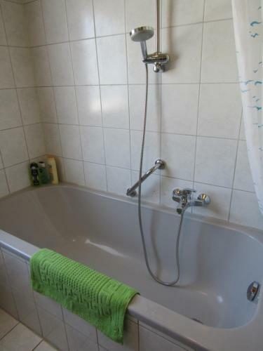 Apartamento Ferienwohnung Roth (Zentrum)