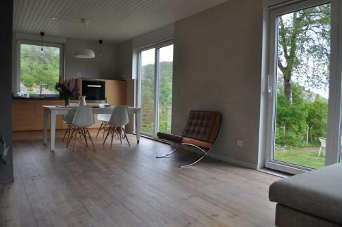 Hei Og Hav - I Torbj�rn Egners Ferierike