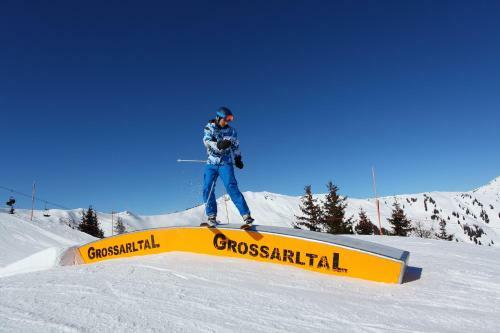 Landhotel Und Aparthotel Almr�sl