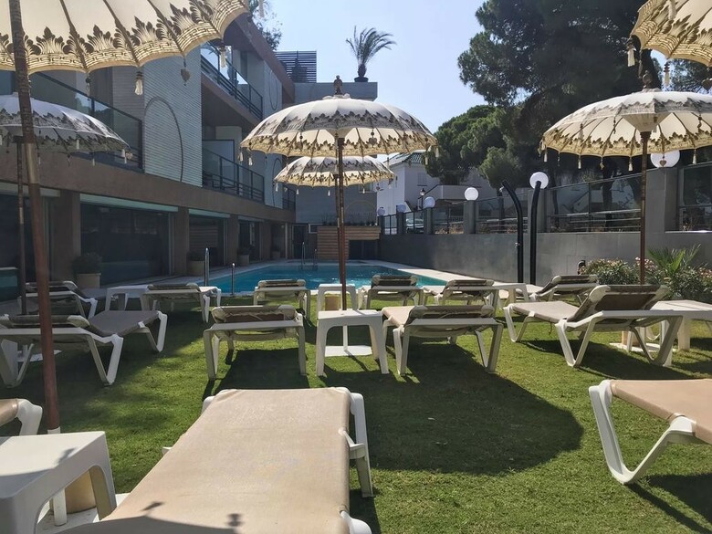 Aparthotel On Family Islantilla