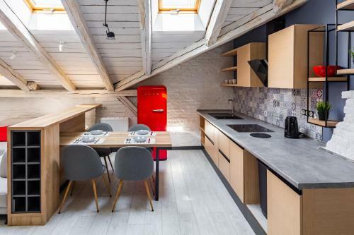 Apartamento Romari Rynok Sguare Vip