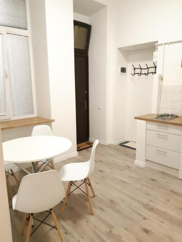 Transfer Apartament ?.franka 59