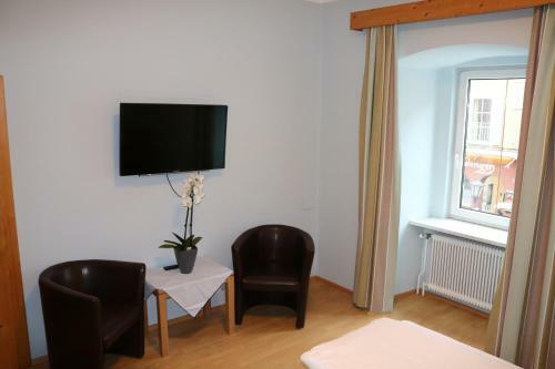Hostal Gasthof Goldene Traube