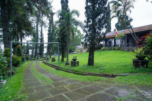 Hotel Urbanview Resort Tretes