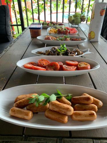 Hostal Botlhale Guesthouse, Events & Spa
