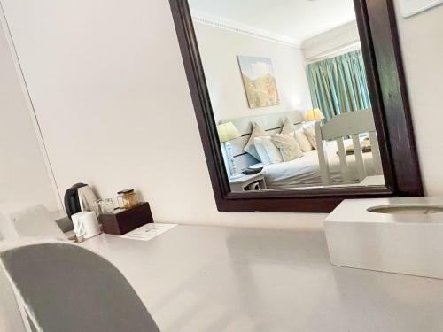 Hostal Amorus Guesthouse