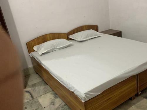 Oyo 87067 Hotel Always Welcome