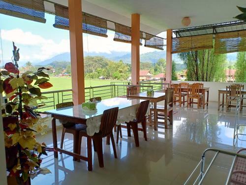 Rosalina Homestay