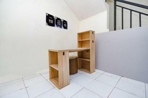 Hotel Oyo Life 2751 Deyo Kost