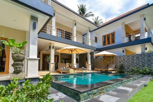 Lovina Premium Villa Resort - Luxury Holiday Service!