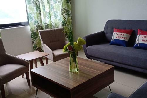 Apartamento Manee Home Kota Damansara
