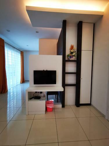 Warni Villa 13 Whole Or Room
