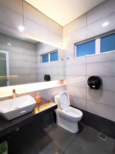 Hostal Secret Garden Warni Villa (Muar)