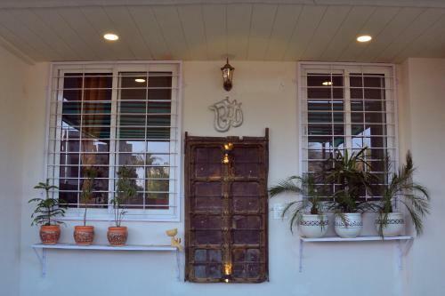 Luxurious 7 Bed Room Villa - Private Rooms